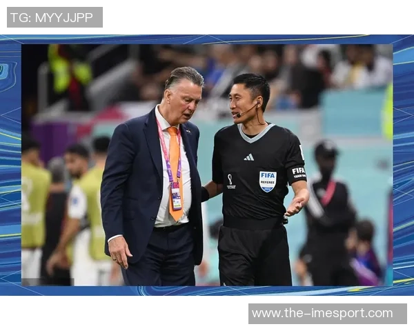 伊拉克主帅对马宁执法表示不满红牌判罚令人惊讶 伊拉克主帅对马宁执法表示不满红牌判罚令人惊讶